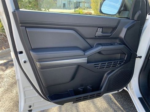 New 2026 Toyota 4Runner SR5 image 17