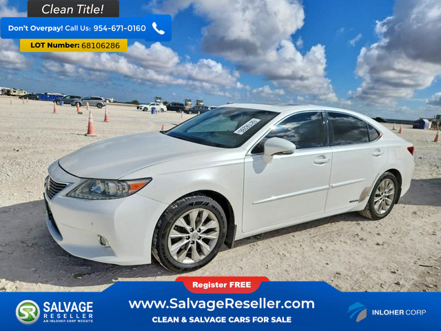 Used 2013 Lexus ES 300h w/ Luxury Pkg FWD image 1