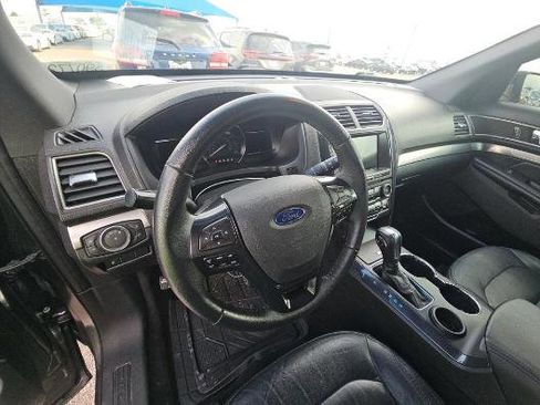 Used 2018 Ford Explorer XLT w/ Equipment Group 202A image 1