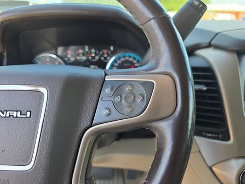 Used 2019 GMC Yukon Denali w/ Denali Ultimate Package RWD image 23