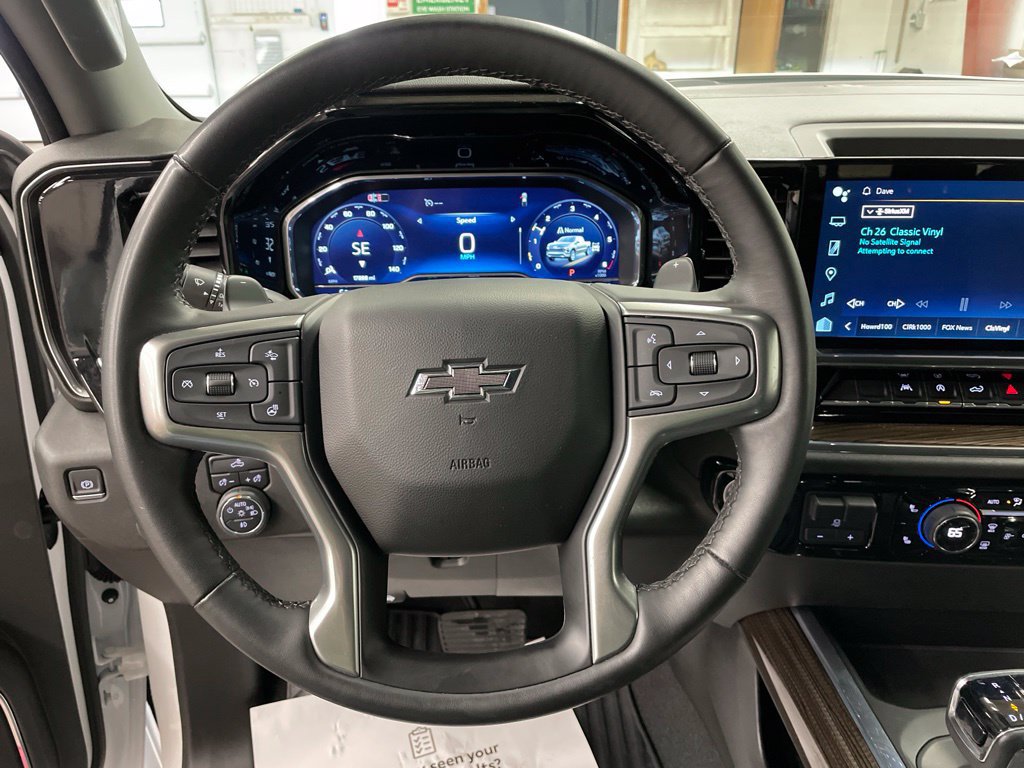 Used 2024 Chevrolet Silverado 1500 RST w/ Convenience Package II AWD/4WD image 18