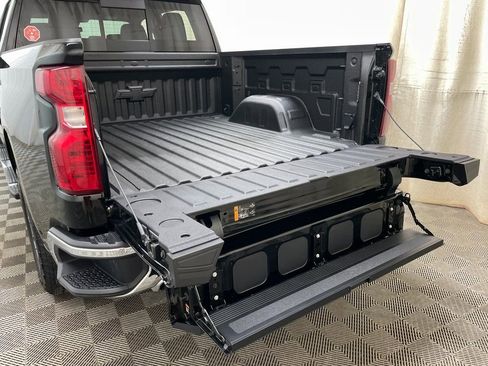 Certified 2026 Chevrolet Silverado 1500 LT image 48