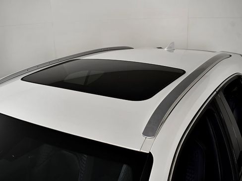 Used 2019 Lexus UX 250h F Sport image 14