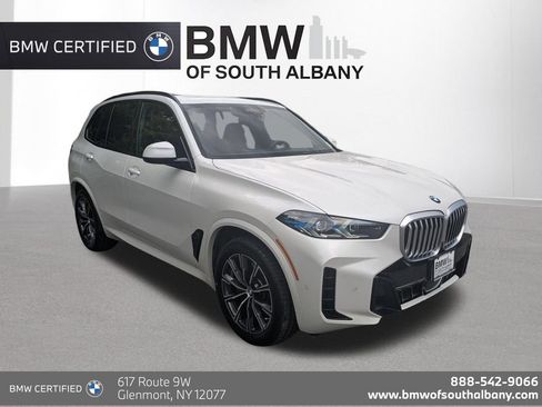 Used 2024 BMW X5 xDrive40i w/ M Sport Package AWD/4WD image 1