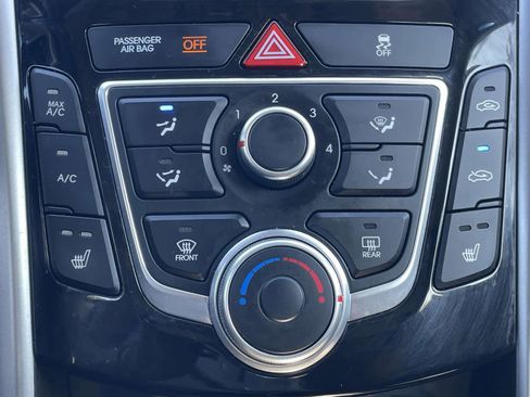 Used 2013 Hyundai Elantra GT w/ Touch & Go Pkg image 20