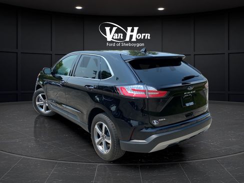 Used 2023 Ford Edge SEL w/ Convenience Package AWD/4WD image 5