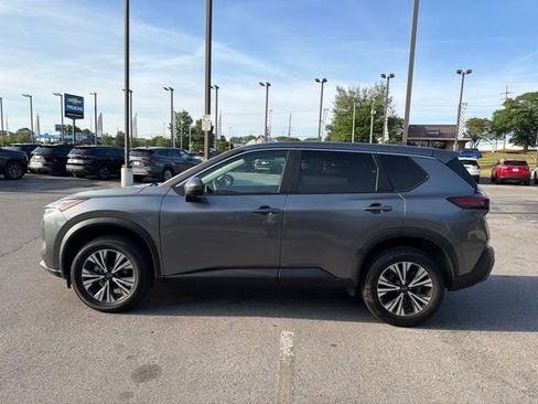 Used 2023 Nissan Rogue SV FWD image 7