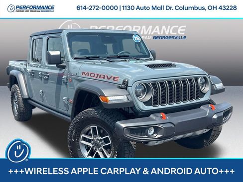 Used 2026 Jeep Gladiator Mojave AWD/4WD image 1