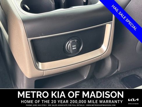 Used 2026 Kia Carnival EX FWD image 30