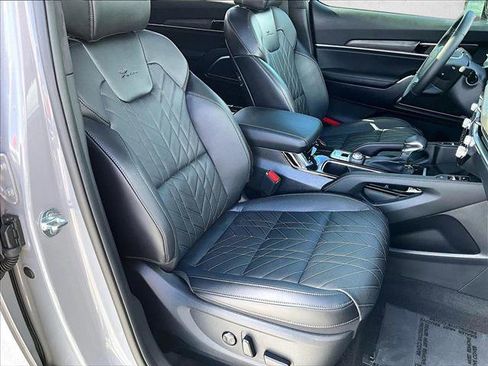 Used 2025 Kia Telluride SX Prestige X-Line image 9