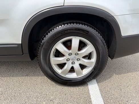 Used 2012 Kia Sorento LX w/ Convenience Pkg FWD image 27