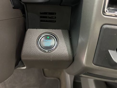 Used 2021 Ford Expedition XLT AWD/4WD image 35