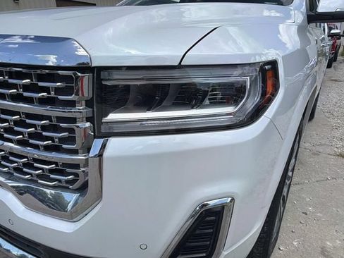 Used 2022 GMC Acadia Denali w/ Denali Technology Package AWD/4WD image 11