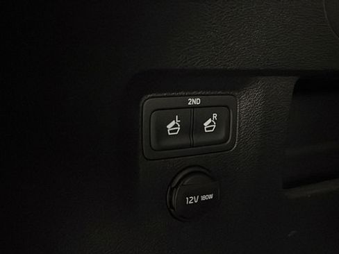 Used 2024 Kia Telluride EX w/ EX Captain's Chair Package AWD/4WD image 29