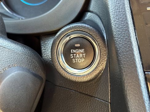 Used 2017 Subaru Forester 2.5i Touring image 22