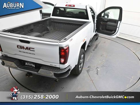 Certified 2025 GMC Sierra 2500 SLE w/ SLE Convenience Package image 37