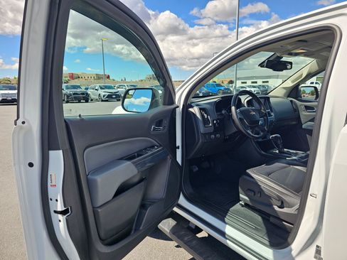 Used 2019 Chevrolet Colorado Z71 AWD/4WD image 18