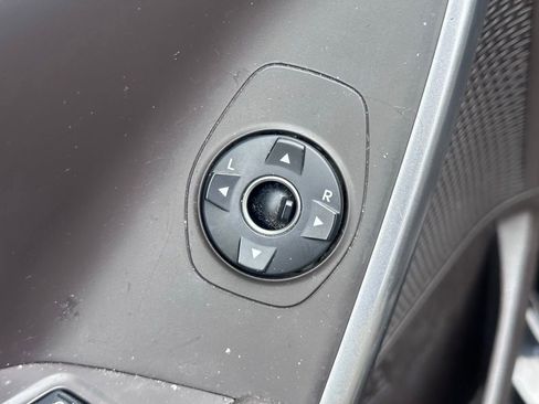 Used 2015 Hyundai Santa Fe Limited FWD image 24
