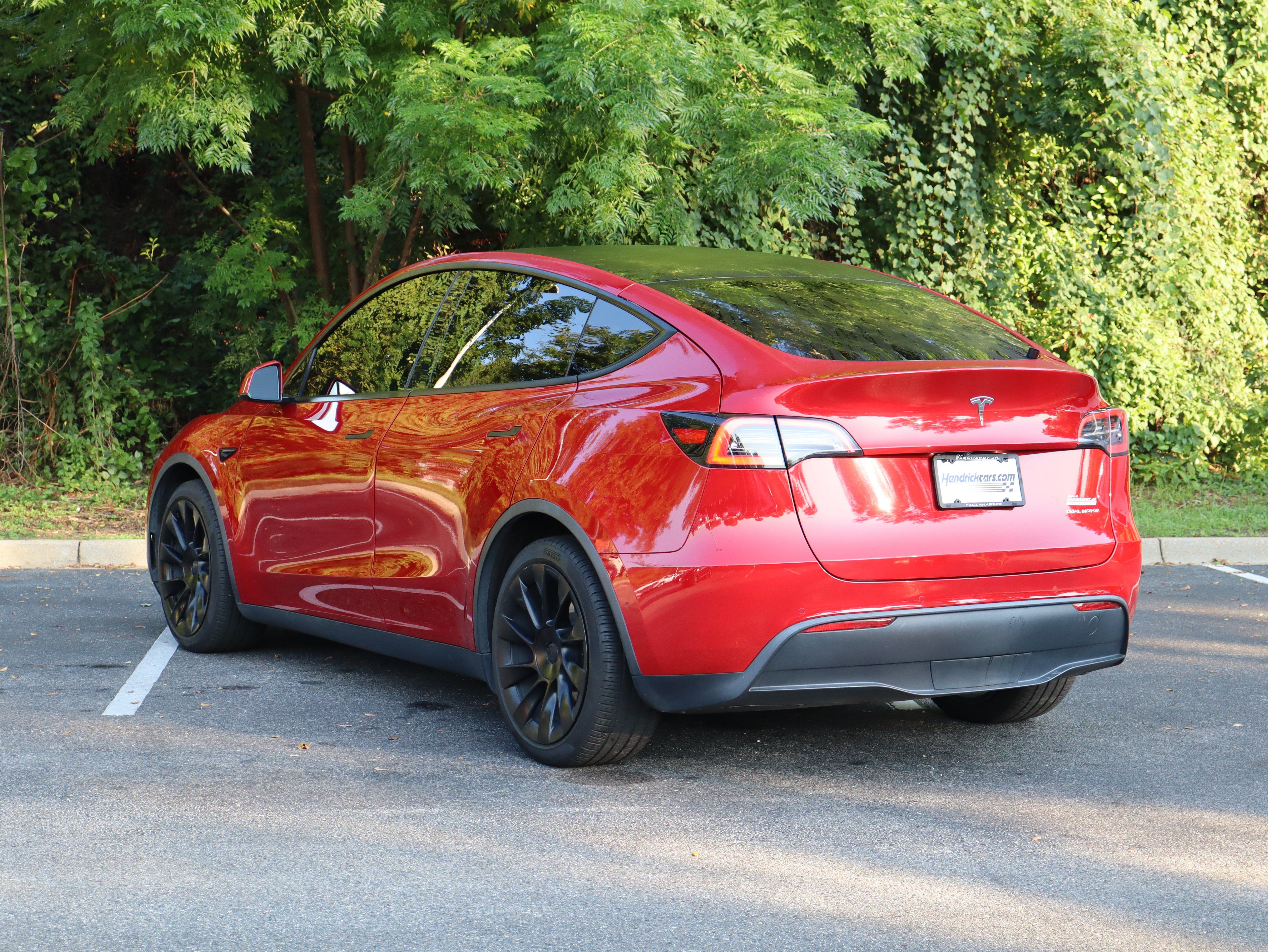Used 2021 Tesla Model Y Long Range AWD/4WD image 7