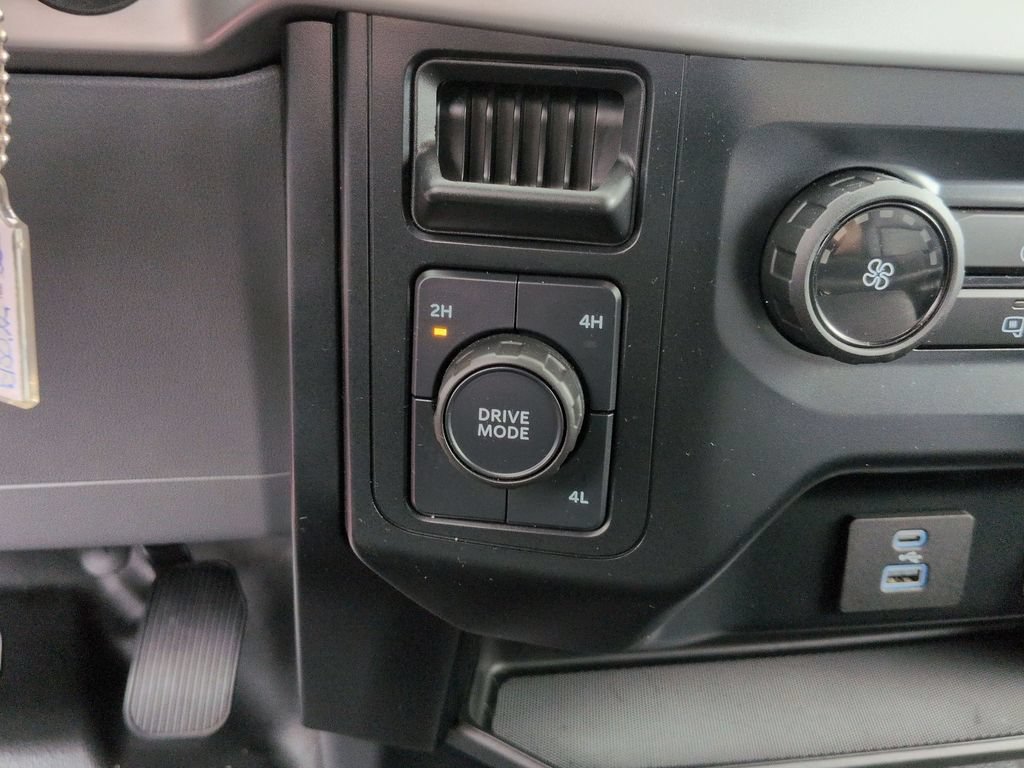 Used 2023 Ford F150 XL w/ XL Chrome Appearance Package AWD/4WD image 21