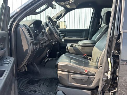 Used 2022 RAM 3500 Tradesman AWD/4WD image 19