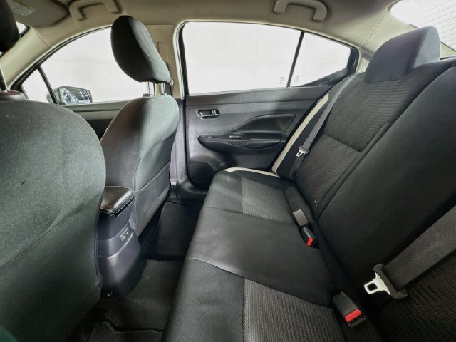 Used 2020 Nissan Versa SV FWD image 22
