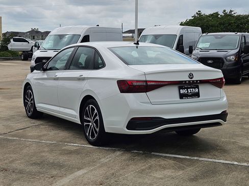Used 2025 Volkswagen Jetta Sport FWD image 7