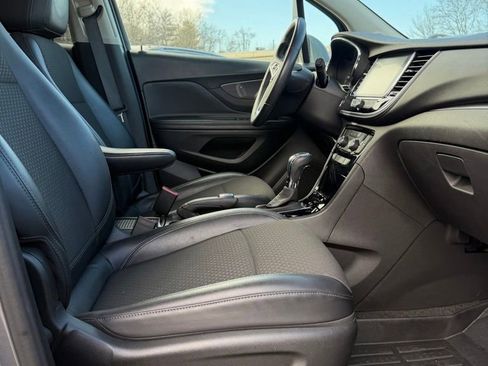 Used 2020 Buick Encore Preferred w/ Safety Package image 9