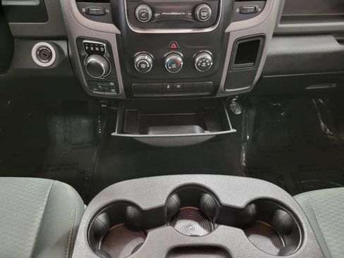 Used 2017 RAM 1500 Express w/ Express Value Package AWD/4WD image 14