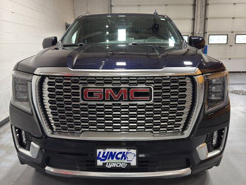 Certified 2024 GMC Yukon Denali image 9