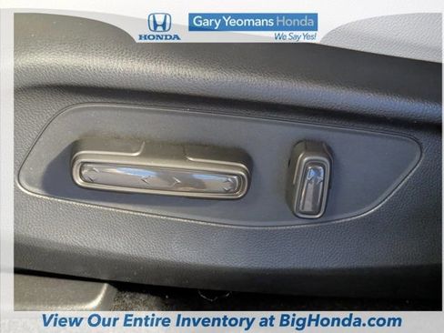 Certified 2026 Honda HR-V EX-L image 24