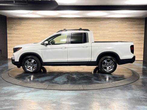 Used 2025 Honda Ridgeline RTL image 14