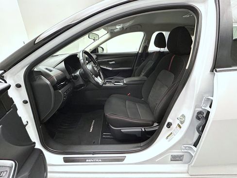 Used 2024 Nissan Sentra SR FWD image 10
