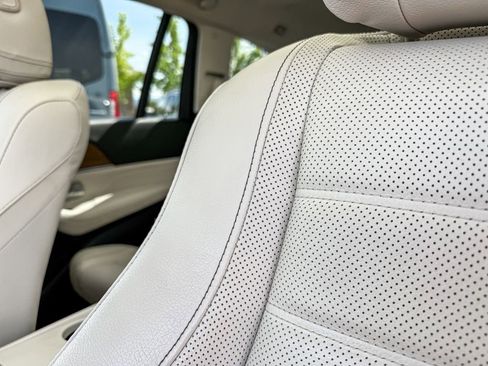 Certified 2022 Mercedes-Benz GLS 450 4MATIC image 21