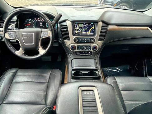 Used 2020 GMC Yukon XL Denali w/ Open Road Package image 25