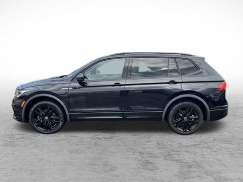 Used 2022 Volkswagen Tiguan SE R-Line image 9