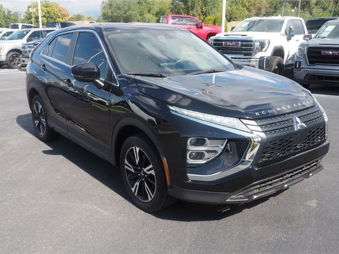 Used 2023 Mitsubishi Eclipse Cross SE image 3