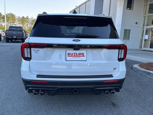 Certified 2025 Ford Explorer ST w/ Sun And Sound Package image 4