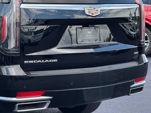 Certified 2022 Cadillac Escalade ESV Premium Luxury AWD/4WD image 11