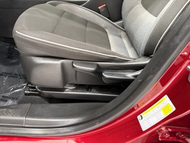 Used 2025 Chevrolet TrailBlazer LT AWD/4WD image 12