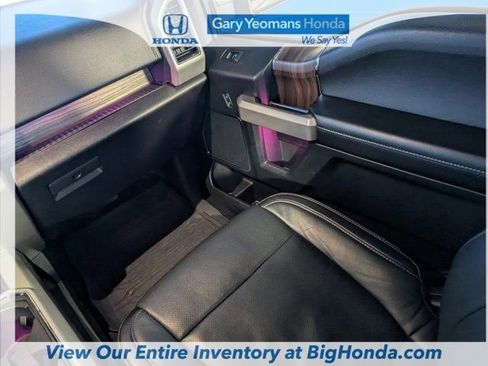 Used 2017 Ford F150 Lariat w/ Equipment Group 502A Luxury image 16