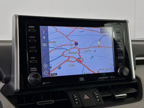 Used 2019 Toyota RAV4 Limited image 22