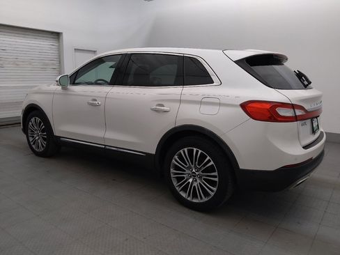 Used 2016 Lincoln MKX Reserve w/ Technology Package FWD image 3