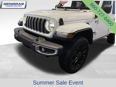 Used 2025 Jeep Wrangler Unlimited Sahara w/ Safety Group AWD/4WD image 47