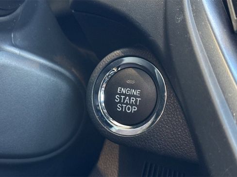 Certified 2025 Subaru Forester Limited image 28