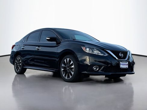 Used 2018 Nissan Sentra SR w/ Premium Package (P02) image 1