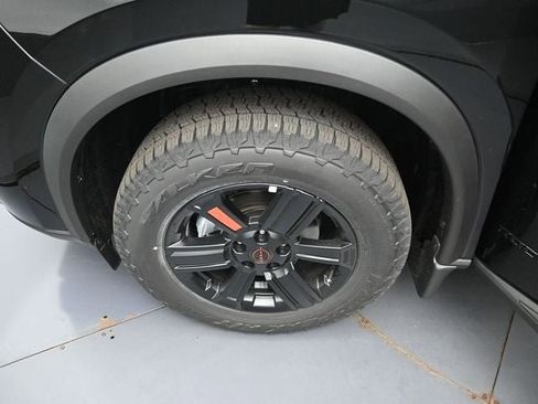 New 2026 Nissan Rogue SV w/ Rock Creek Premium Package AWD/4WD image 32