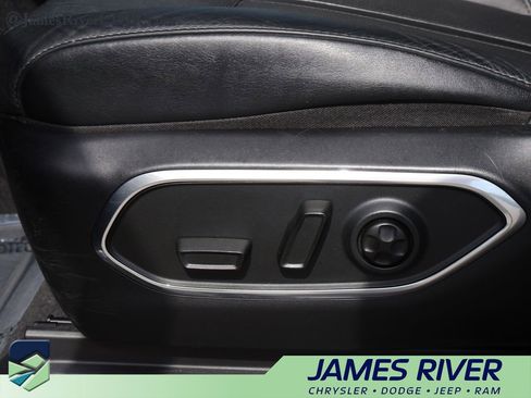 Used 2023 Jeep Wagoneer L Series II image 25