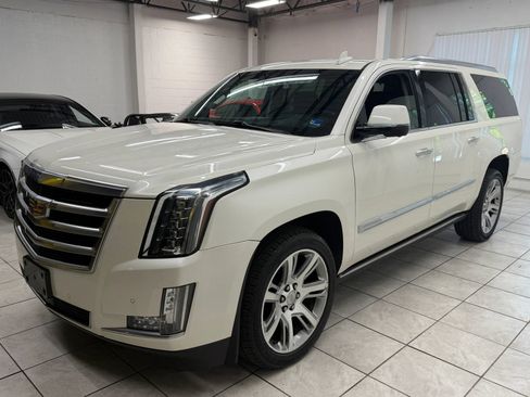 Used 2015 Cadillac Escalade ESV Premium AWD/4WD image 3
