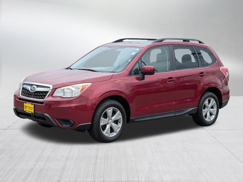 Used 2015 Subaru Forester 2.5i Premium AWD/4WD image 3